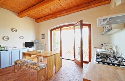 Montelabbate Apartamento | OFERTA ESPECIAL! Delicioso retiro en el increíble país de verano con piscina cerca de Urbino