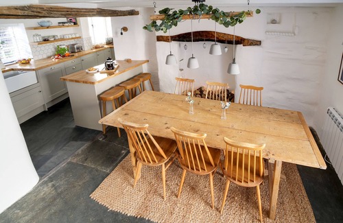 Marlborough Cabaña | Special Offer-looking for a 2 night break? Bell Cottage, St Teath, sleeps 4+dogs