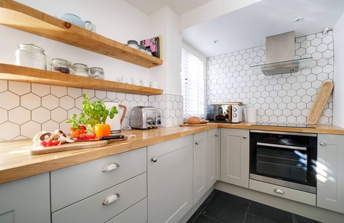 Marlborough Cabaña | Special Offer-looking for a 2 night break? Bell Cottage, St Teath, sleeps 4+dogs