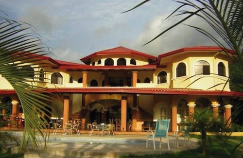 Barú Villa | Espectacular villa en las montañas, cascadas y tucanes a 20 minutos de la playa