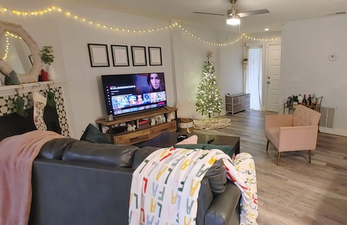 Altamonte Springs Condominio | Spectacular Entire 1st Floor Condo Host by Freddie