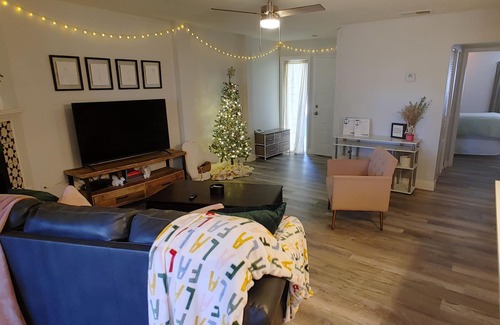 Altamonte Springs Condominio | Spectacular Entire 1st Floor Condo Host by Freddie