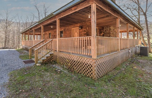 Lynn Cabina | Spectacular private cabin, only 15 minutes to Tryon Equestrian Center!