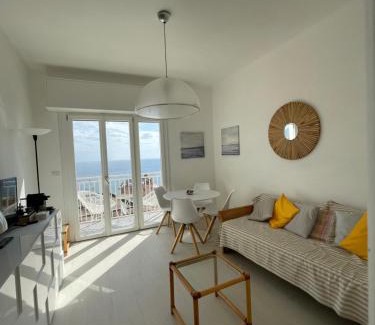 Laigueglia Casa | Spectacular sea view - 3 minutes walk from the sea