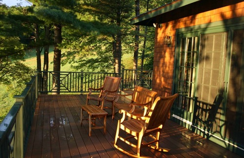 Moultonborough Casa | Espectacular lago Squam, NH House con cancha de tenis, muelle y playa