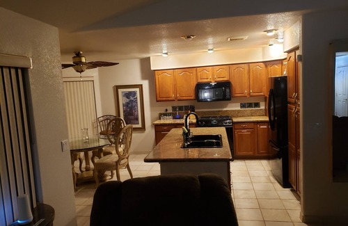 Sunridge Estates Casa | Spectacular View Home minutes from Casinos and Colorado River
