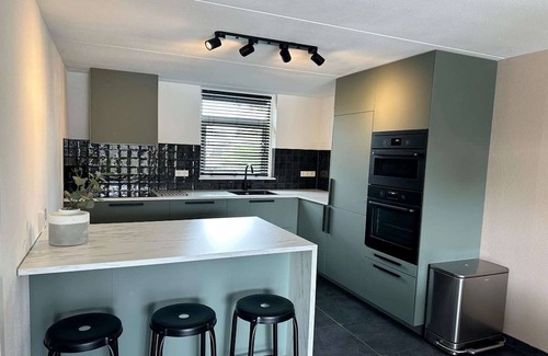 Medemblik Casa | Espectacular villa junto al lago