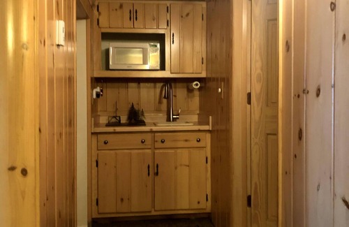 Hazelhurst Casa | Spectacular waterfront setting, comfy cabin