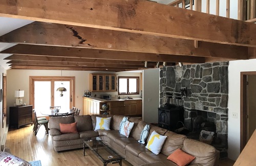 Sebascodegan Island Casa | Una casa espectacular frente al mar con vistas panorámicas en 4 acres privados