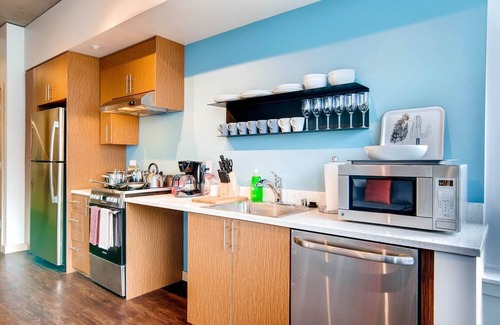 Belltown Casa | Speechless In Seattle! #1 Location - 2BR - Free Parking! (VR1)