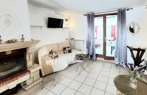 Cesson Casa | Alojamiento de 3 habitaciones en Cesson