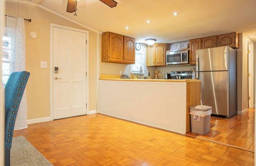 Walland Casa | Spend Thanksgiving in the Smokies! Stay 4 Nights & Get $50 Grocery Gift Card