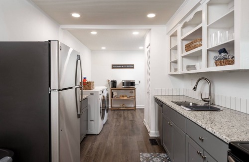 Marietta Casa | Spend the ‘BER’ and Holiday Months in Beautiful Marietta Georgia