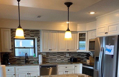 Tafton Casa | IMPRESIONANTE LAKEFRONT - 2 VIVIENDAS - Retiro familiar - DUERMEN 24