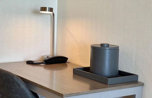 Pinellas Point Casa | Splash and Relax! Private Beach, Onsite Pool, Pet-friendly Accommodation