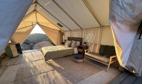 Fallbrook Otro | Splitrock - Sunrise Vista