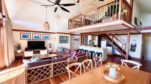 Angourie Casa | Spookys 5, 5 - 8 Bay St