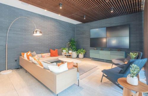 Tempe Apartamento | Spotless 1BD - Pool, Gym, Parking, W-D - Sleeps 4
