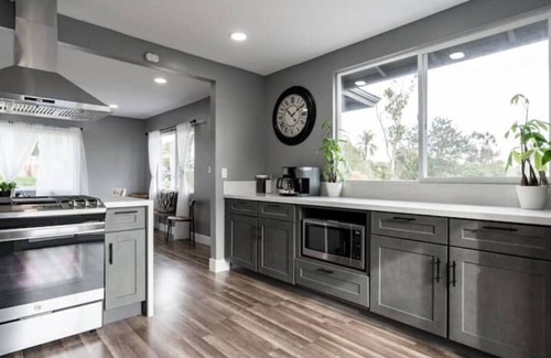 City Heights Casa | Spotless,Spacious,Spool, GasLamp, Free Parking, Beaches, Private Quiet