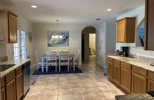 Long Beach Casa | NUEVA CASA DE PLAYA! -CALO A LA PLAYA-PISCINA PRIVADA-PATIO-CERCADO EN PARRILLA TRASERA