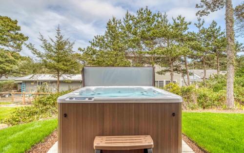 Lincoln City Casa | Spring Fever
