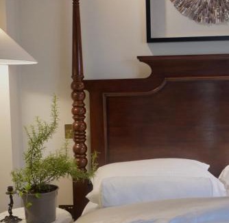 Greenwich Casa | Spring Stays Cosy 2-Bed Residence with Free Parking