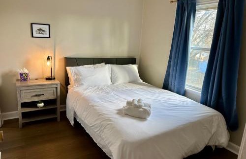 Evansville Apartamento | Spring Street Suites