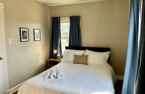 Evansville Apartamento | Spring Street Suites