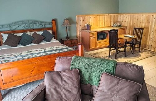 Prudenville Cama Y Desayuno | Springbrook North Woods