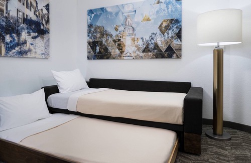 Jefferson Manor Hotel | Springhill Suites by Marriott Alexandria Old Town/Southwest