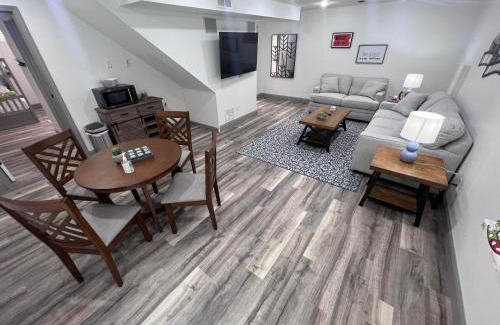 O'Fallon Apartamento | Springhurst Serenity Fresh 4BR Getaway