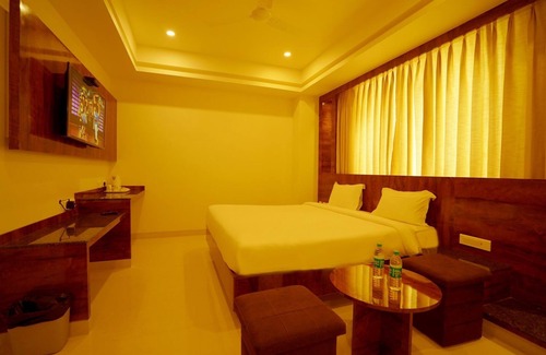 Tiruchanur Hotel | Springs Hotel