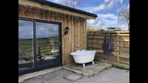 Kirkhamgate Otro | Springwood cabin