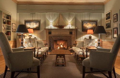 Boothbay Harbor Hotel | Spruce Point Inn