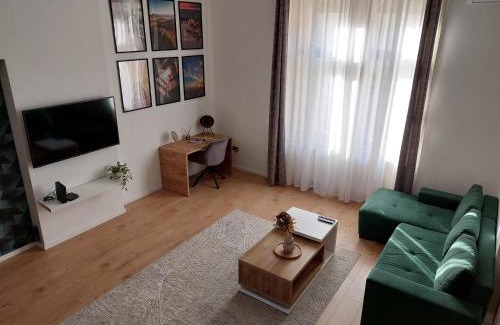 Szombathely Apartamento | SQUARE 16 - Absolutely Central Location