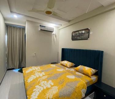 Hassan Abdal Apartamento | Square 17 , Crest Residences