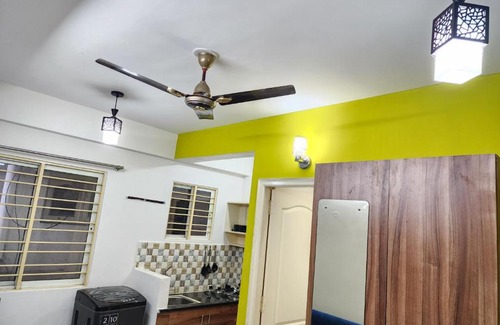 Sadduguntepalya Apartamento | SQUARSTAY 1BHK HOME