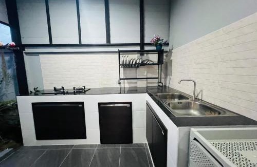 Nong Chaeng Otro | SRE- Holiday Home in Mae Sot