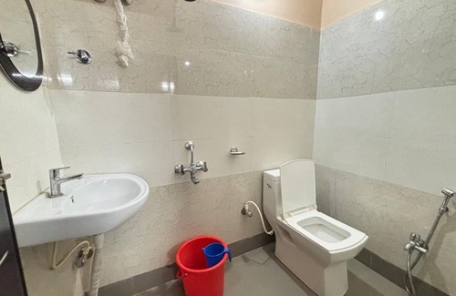 Krishnanagar Casa | Sri Mayapur Chandrodaya Guest House