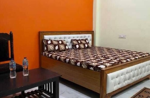 Ayodhya Hotel | Sri Narayan Home Stay