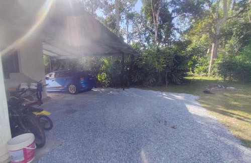 Pokok Sena District Casa | Sri Nawa Homestay