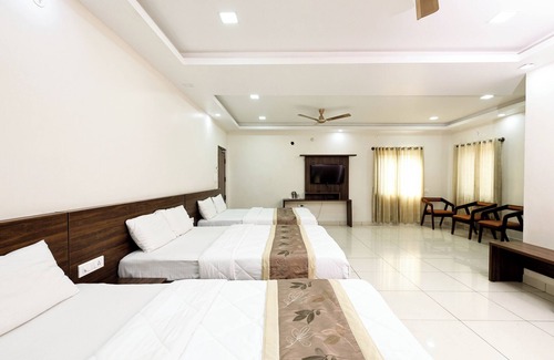 Mandya Hotel | SSR Comforts