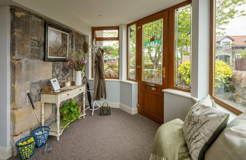 Radernie Villa | St Andrews Retreat - Diez Habitaciones Villa, Capacidad 20