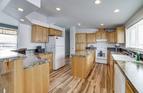 St. Anthony Casa | St Anthony Home w/ Horse Barn on 33 Acres!