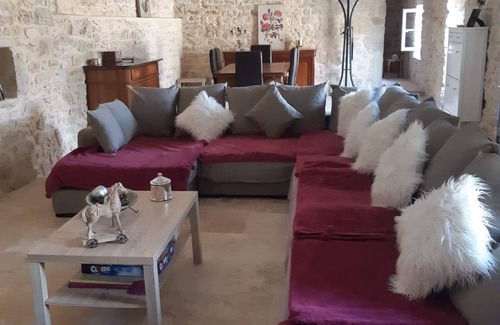 Saint-Maurice-de-Cazevieille Casa | Casa de piedra con piscina cerca de Uzès