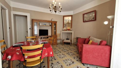 Saint-Georges-de-Didonne Villa | St Georges de Didonne - MAISON en plein CENTRE-VILLE - PROCHE PLAGE