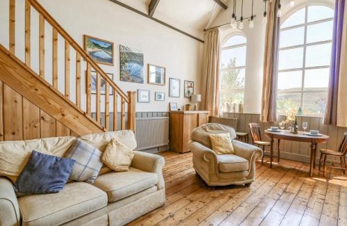 Llandrindod Wells Casa | St Marks School House