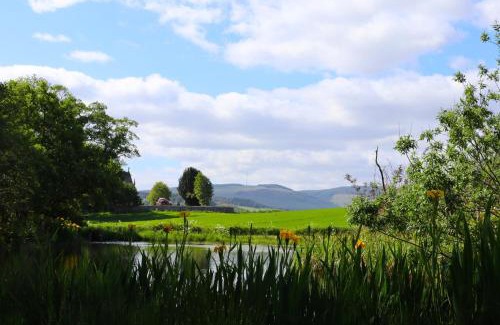 Fochabers Casa | St Marys Farmhouse - Traditional Country Farmhouse with Open Fire