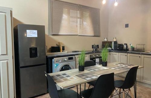 Hillcrest Apartamento | Stacey's Cornerstone Studio Apartment