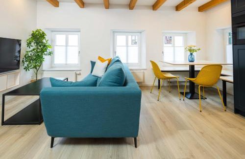 Old Town Apartamento | stadtmauer apartments - Stilvolle Wohnung mit King Bett direkt an der historischen Stadtmauer